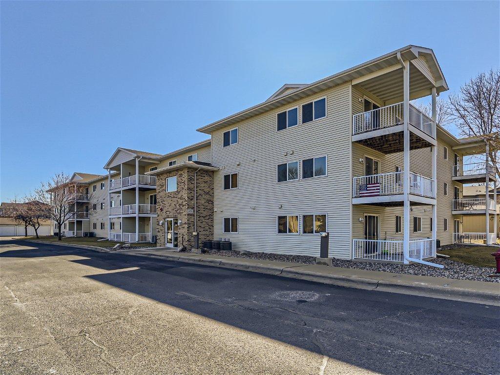 875 Bahls Drive #306 Hastings MN 55033 6483057 image1