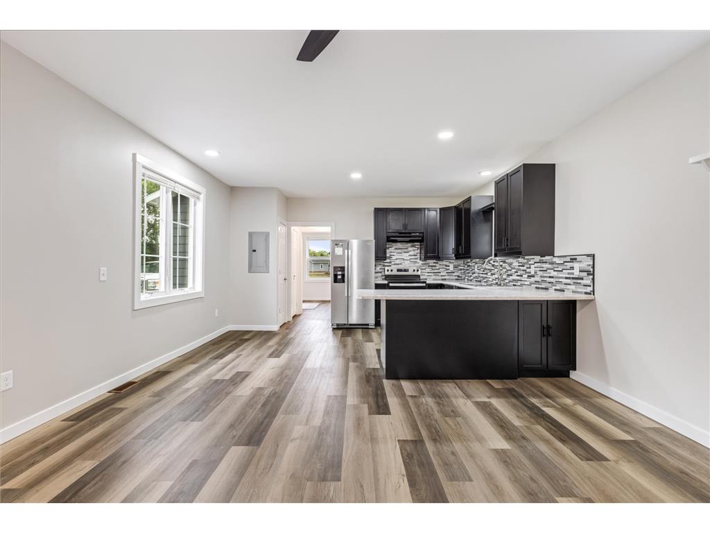 875 E King Street Winona MN 55987 7093952 image2