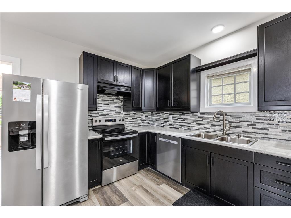 875 E King Street Winona MN 55987 7093952 image4
