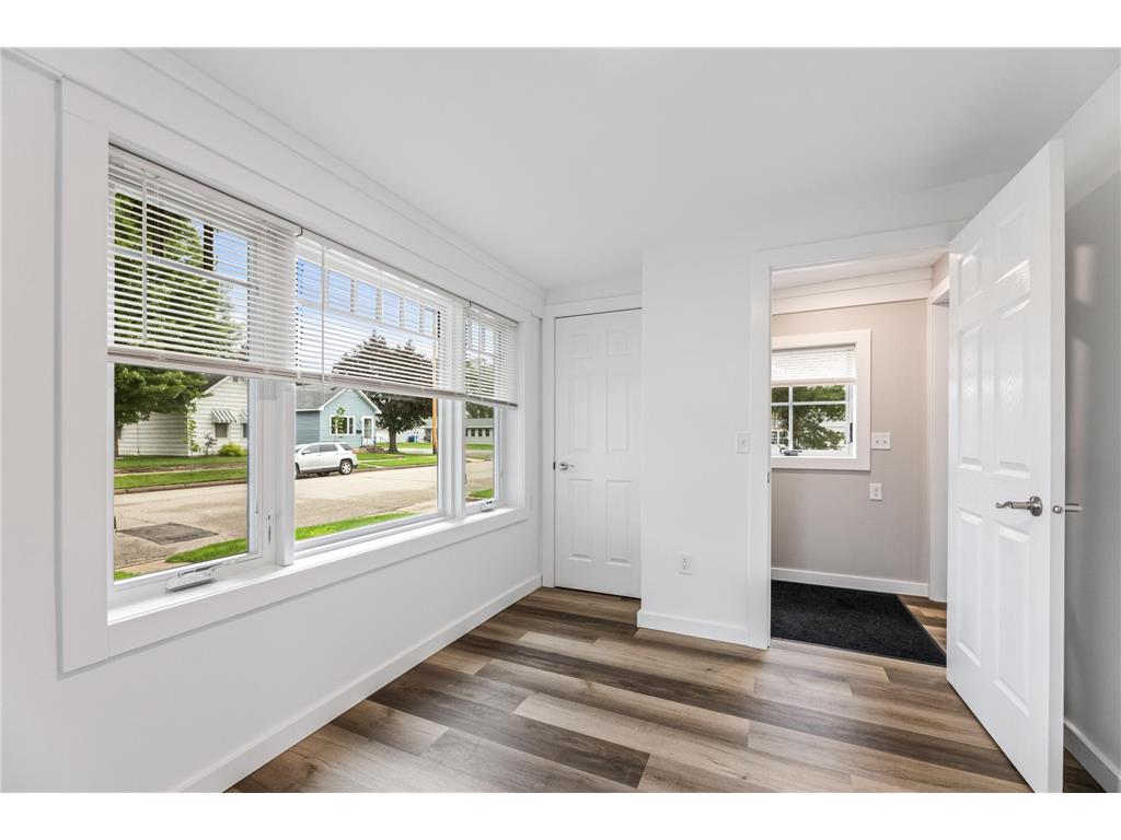 875 E King Street Winona MN 55987 7093952 image8