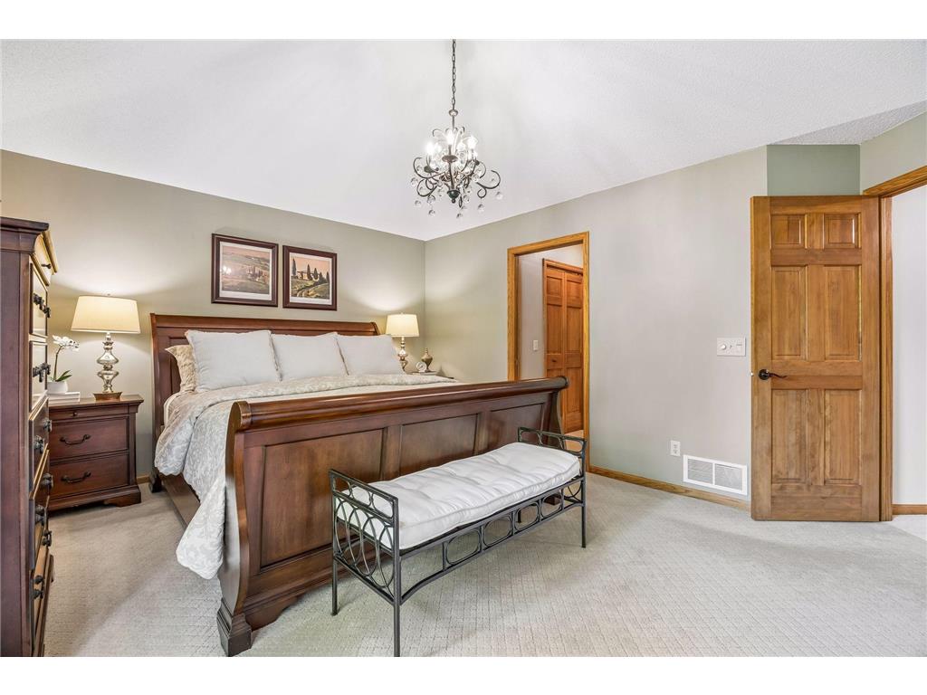 875 Fernbrook Lane N Plymouth MN 55447 7077351 image32