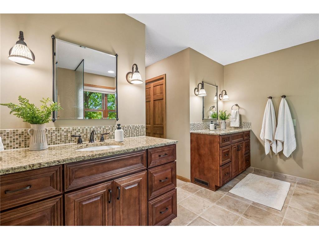 875 Fernbrook Lane N Plymouth MN 55447 7077351 image34