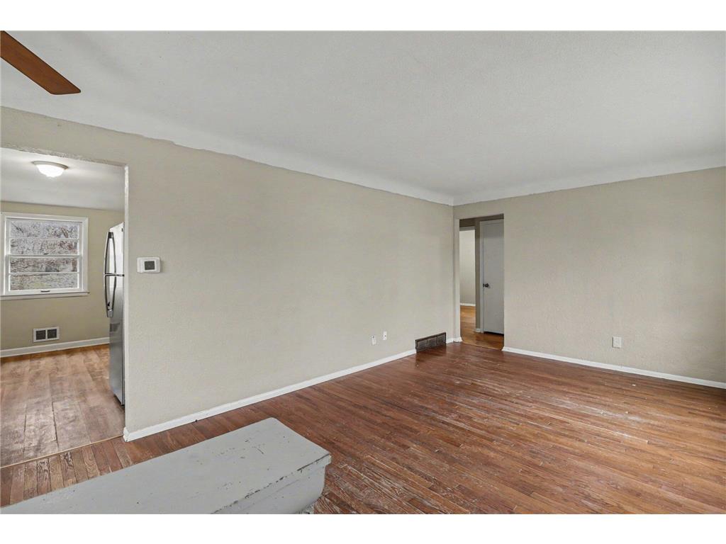 875 Iroquois Avenue Saint Paul MN 55119 7048727 image11
