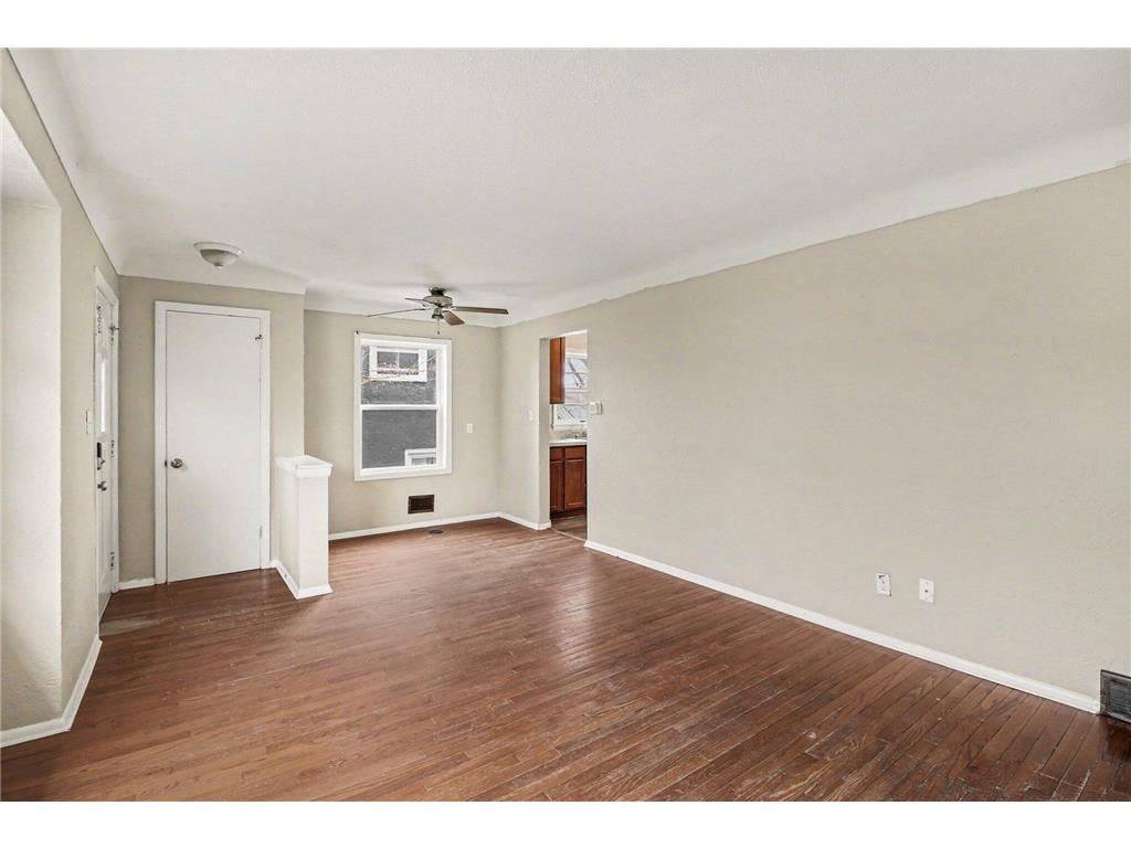 875 Iroquois Avenue Saint Paul MN 55119 7048727 image13