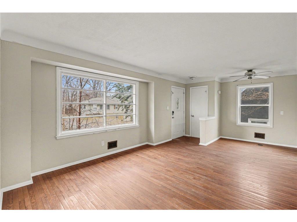 875 Iroquois Avenue Saint Paul MN 55119 7048727 image14