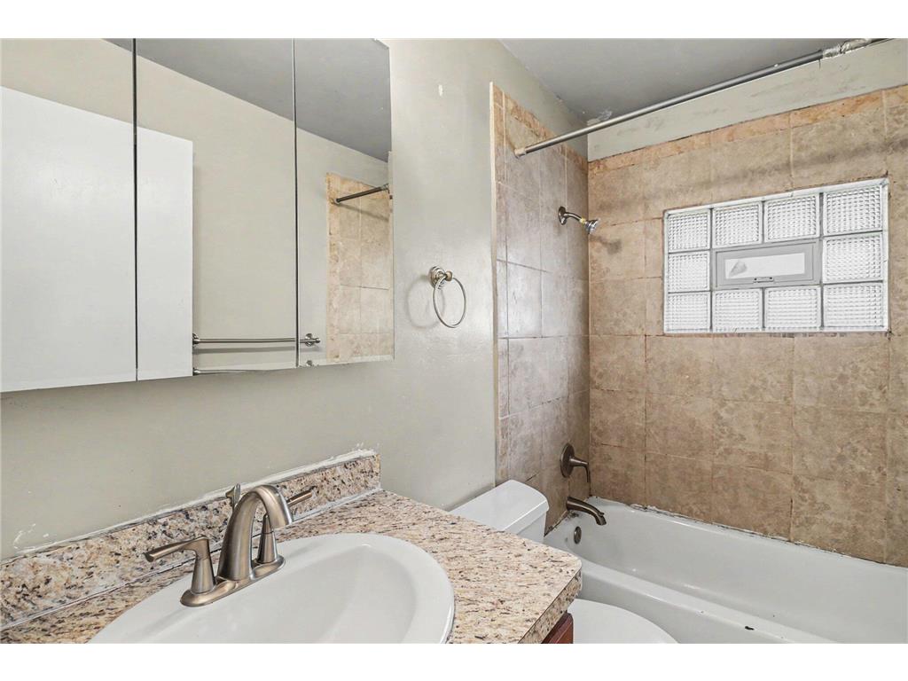 875 Iroquois Avenue Saint Paul MN 55119 7048727 image17