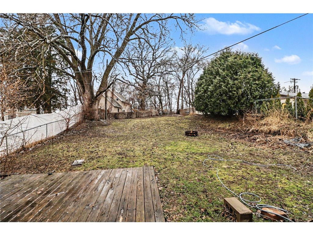 875 Iroquois Avenue Saint Paul MN 55119 7048727 image6