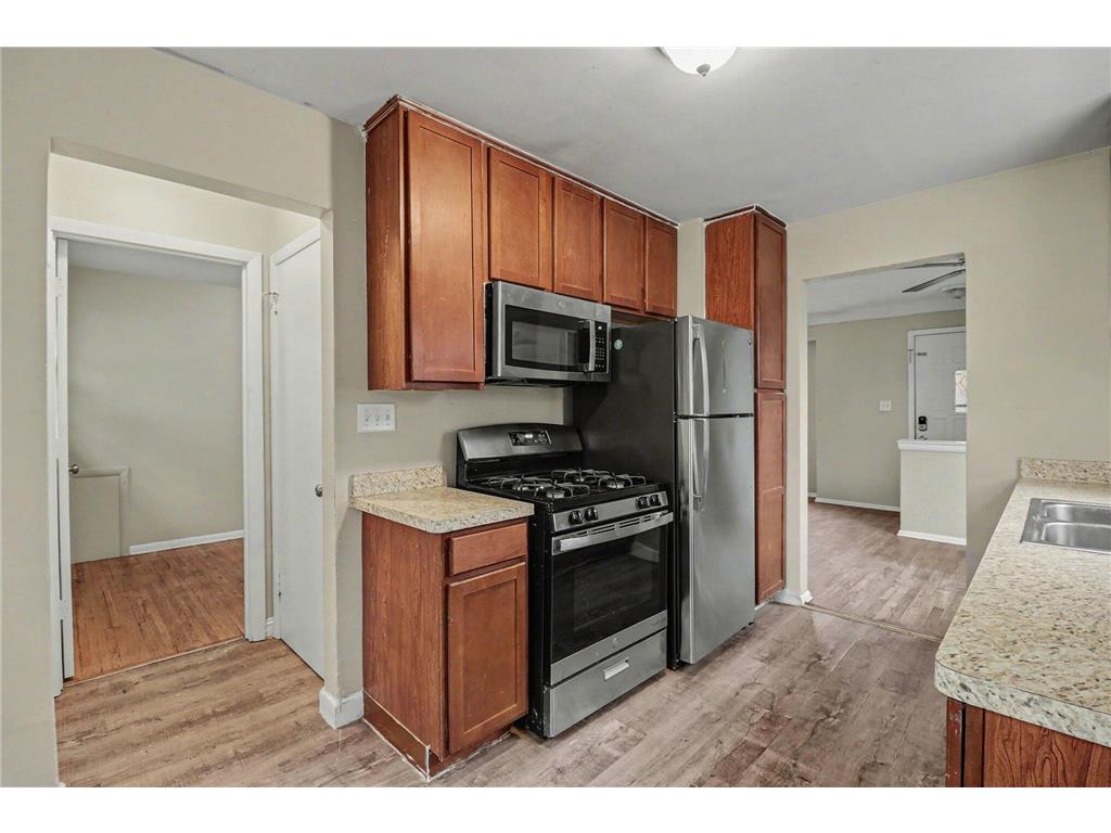 875 Iroquois Avenue Saint Paul MN 55119 7048727 image8