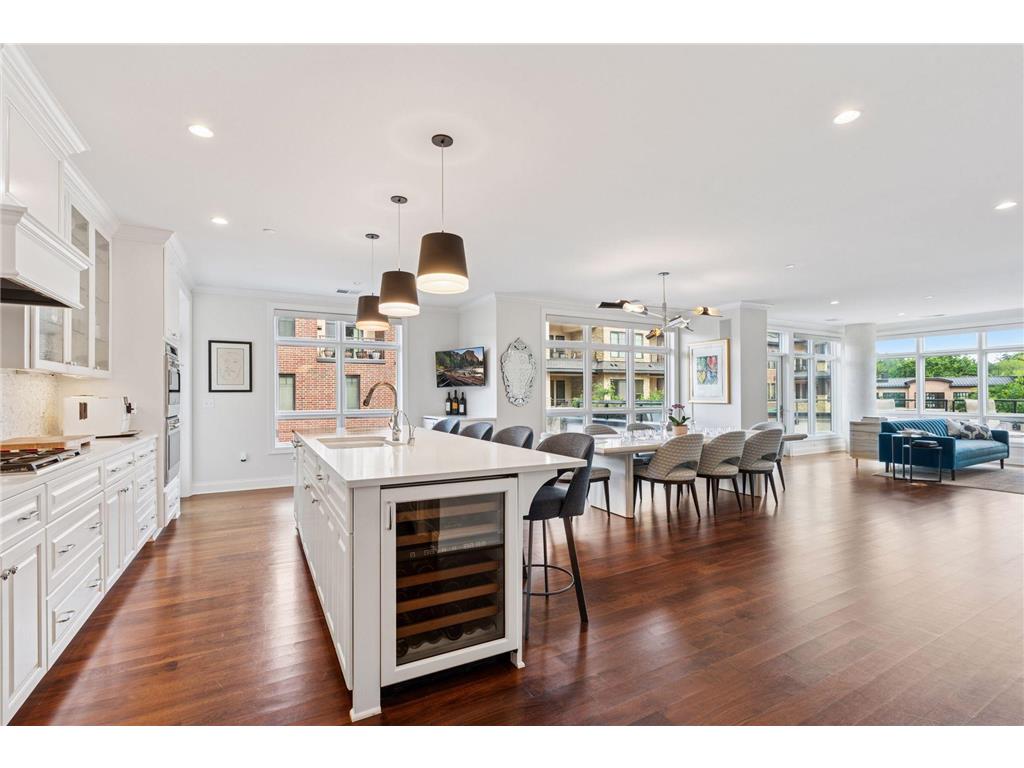 875 Lake Street N #201 Wayzata MN 55391 6734067 image1