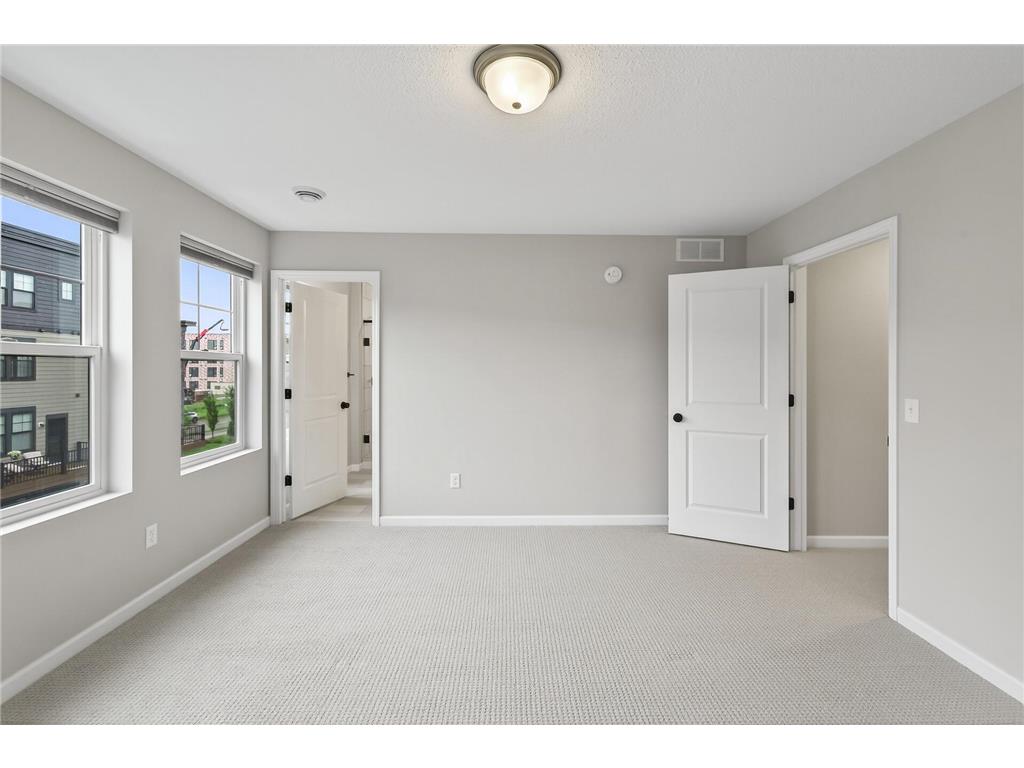 875 W Falls Passage #C Saint Paul MN 55116 6771544 image25