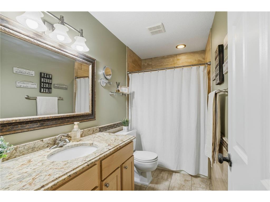 8750 Darnel Road Eden Prairie MN 55344 7061865 image14