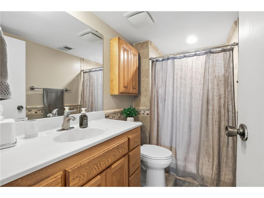 8750 Darnel Road Eden Prairie MN 55344 7061865 image19