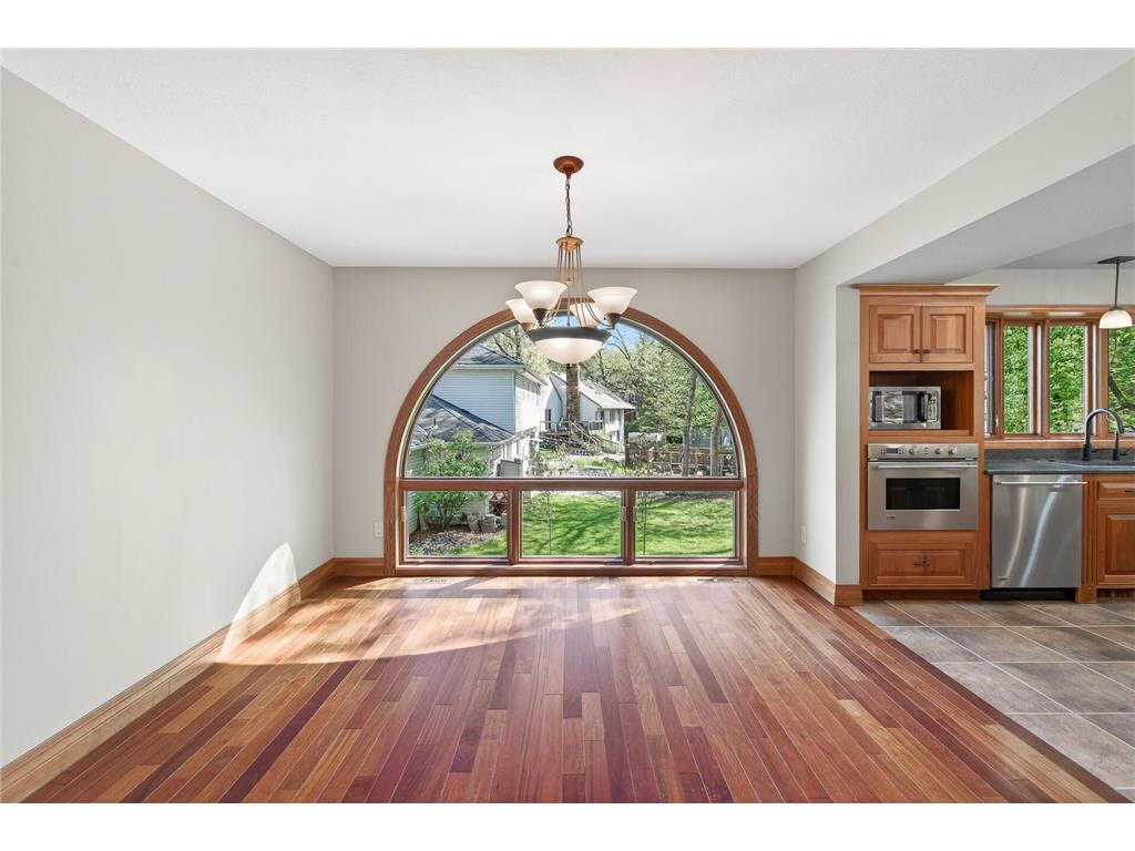 8750 Hunters Way Apple Valley MN 55124 7068116 image15