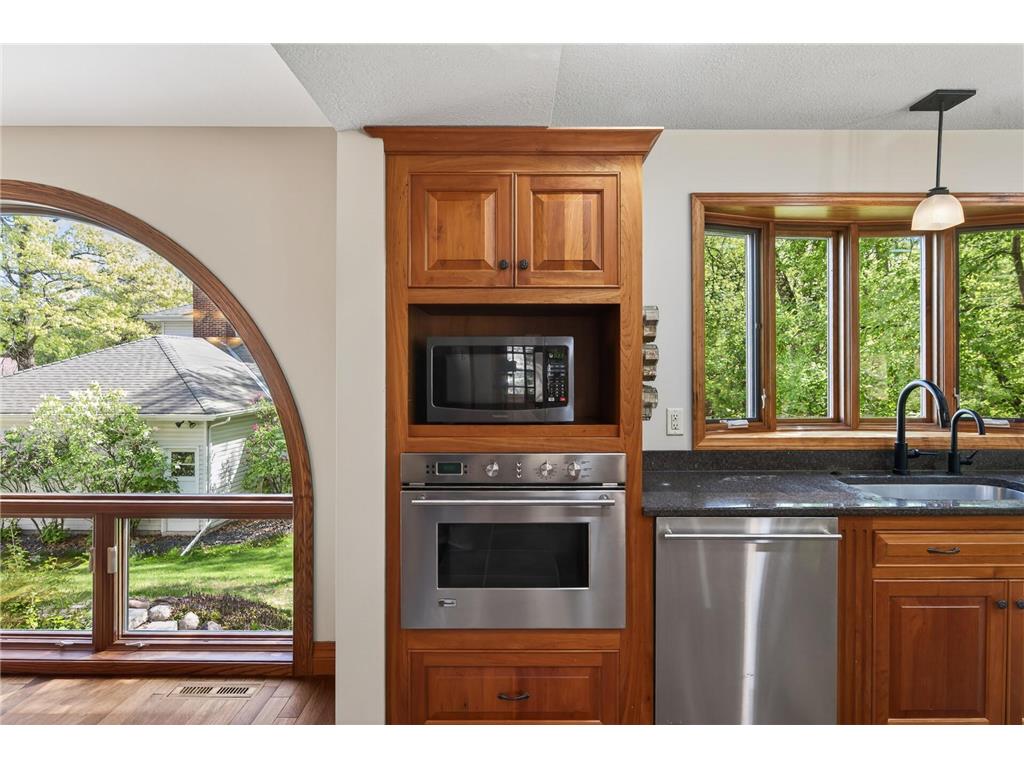 8750 Hunters Way Apple Valley MN 55124 7068116 image24