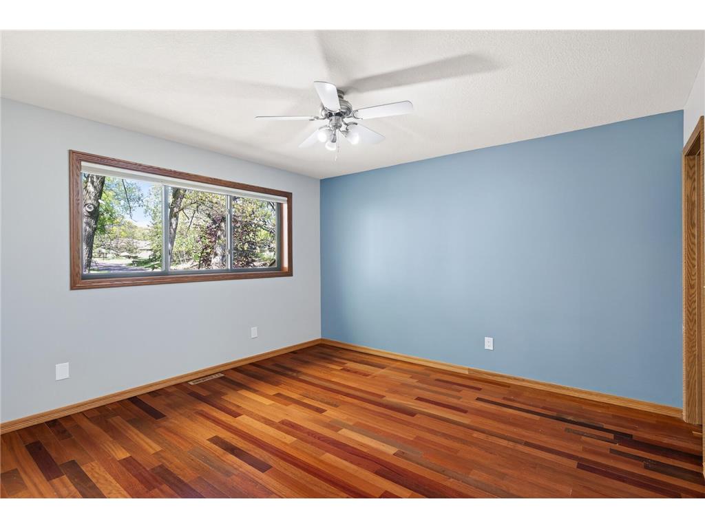 8750 Hunters Way Apple Valley MN 55124 7068116 image63