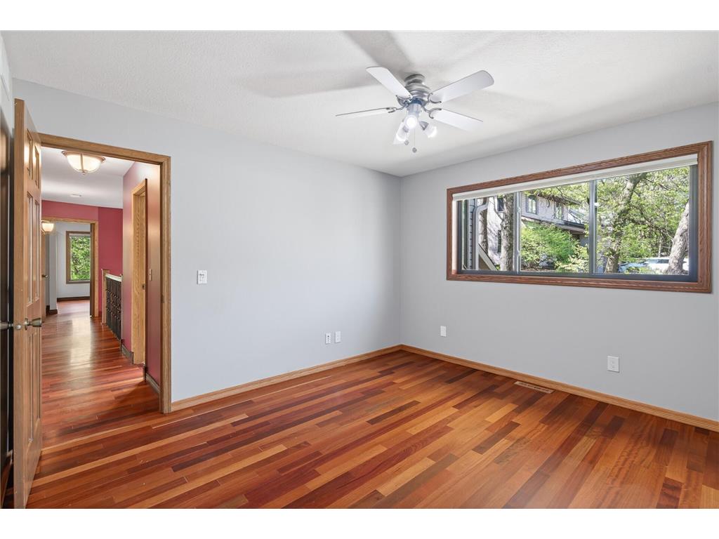 8750 Hunters Way Apple Valley MN 55124 7068116 image64