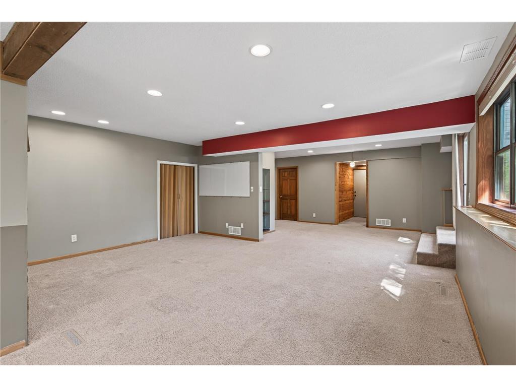 8750 Hunters Way Apple Valley MN 55124 7068116 image73
