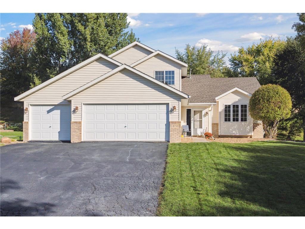 8750 Woodland Curve, Saint Bonifacius, MN, 55375 MLS 6444677 Edina