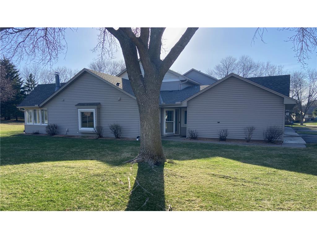 8751 Cottonwood Lane N Maple Grove MN 55369 6354928 image1