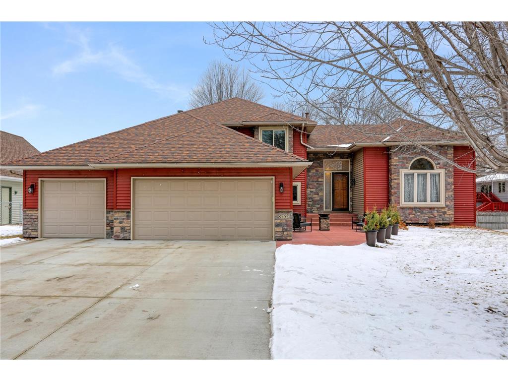 8752 Norwood Lane N Maple Grove MN 55369 6651235 image1