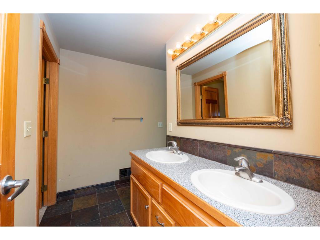 8752 Viking Boulevard NW Nowthen MN 55330 7077071 image17