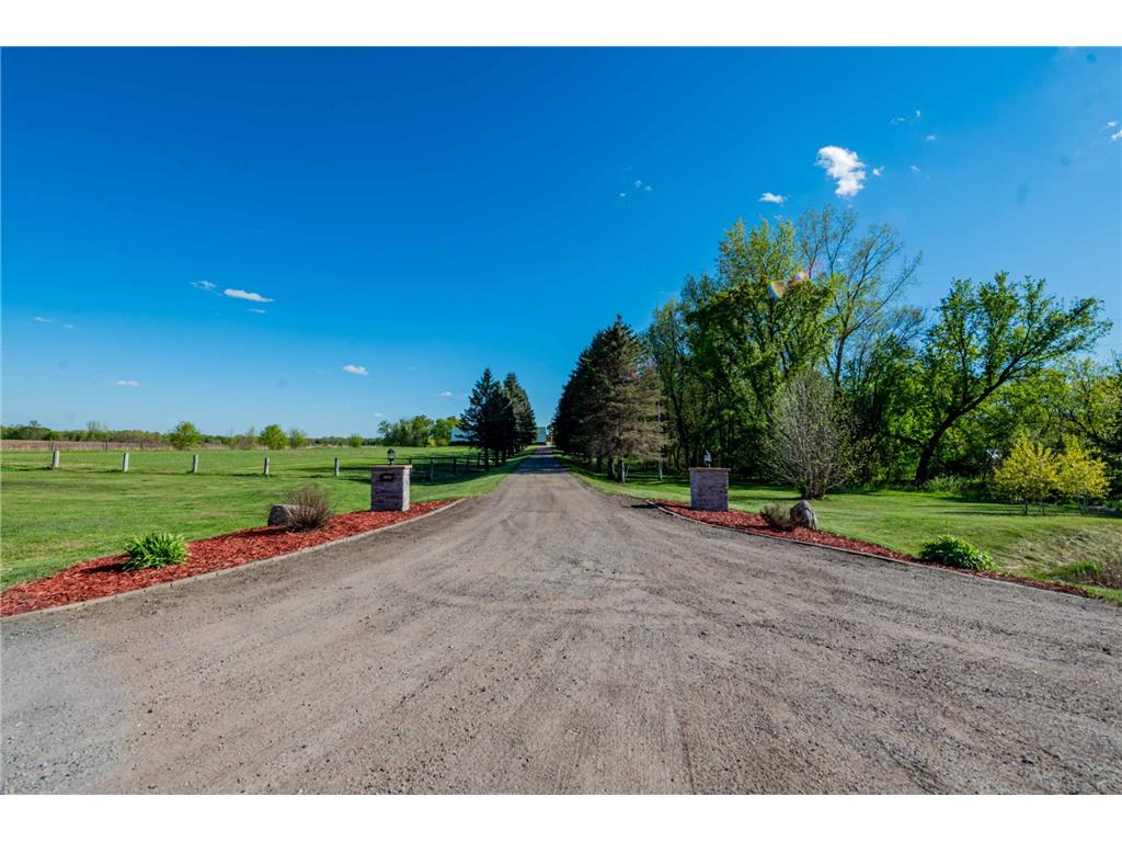 8752 Viking Boulevard NW Nowthen MN 55330 7077071 image2