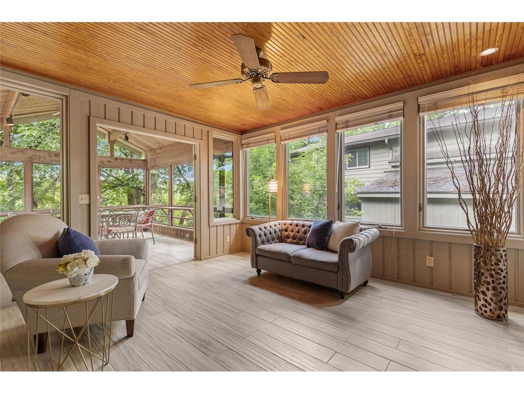 8753 Walton Oaks Drive Bloomington MN 55438 - North Arm Bush 7099648 image12