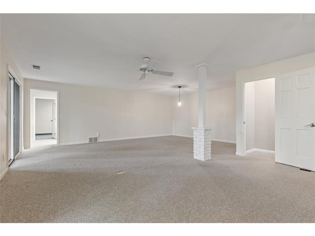 8753 Walton Oaks Drive Bloomington MN 55438 - North Arm Bush 7099648 image33