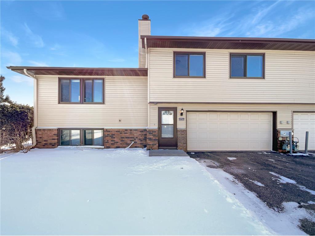 8754 N Maplebrook Circle Brooklyn Park MN 55445 6682807 image1