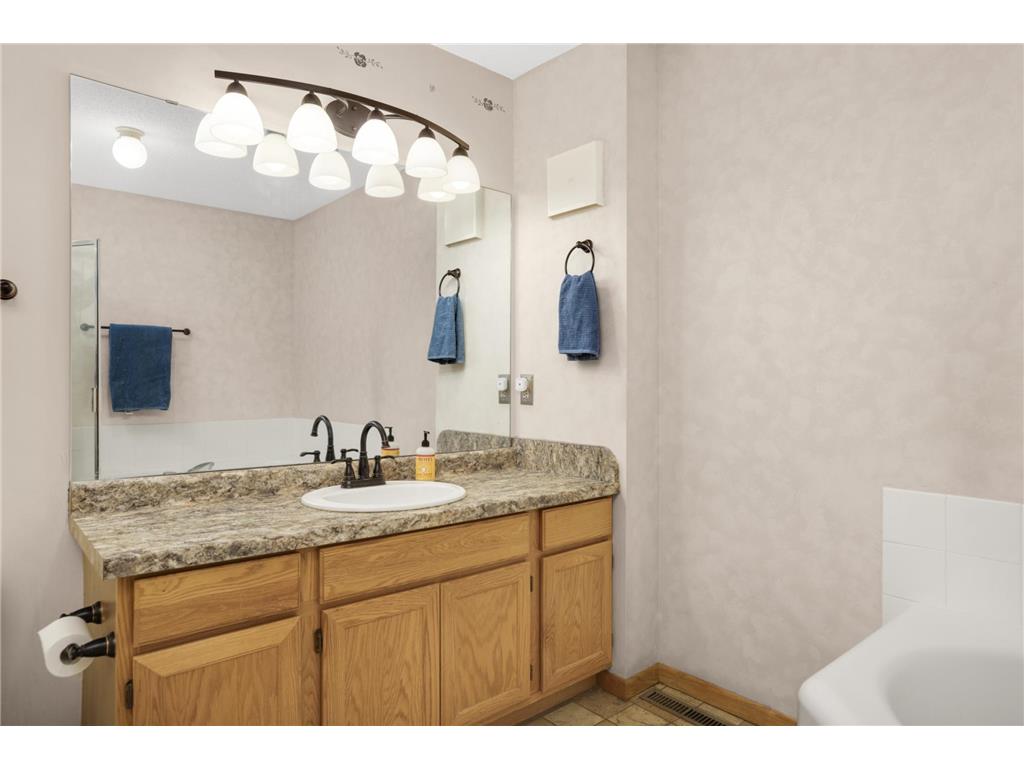 8755 Benson Way Inver Grove Heights MN 55076 6817213 image24