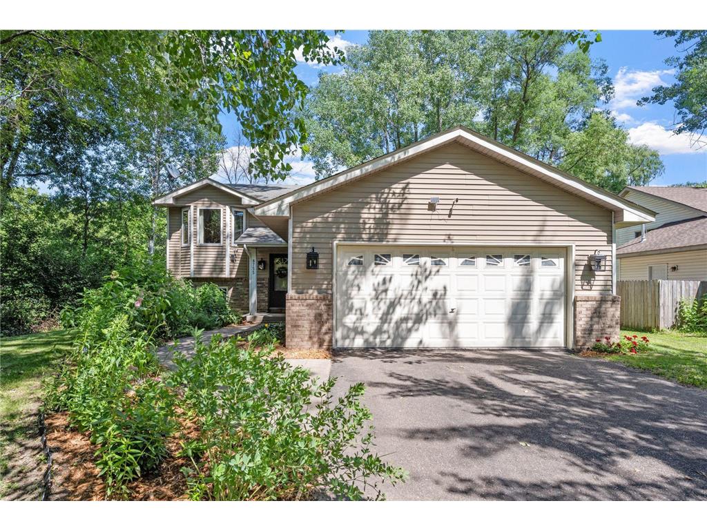 8755 Davenport Street NE Blaine MN 55449 6732447 image1