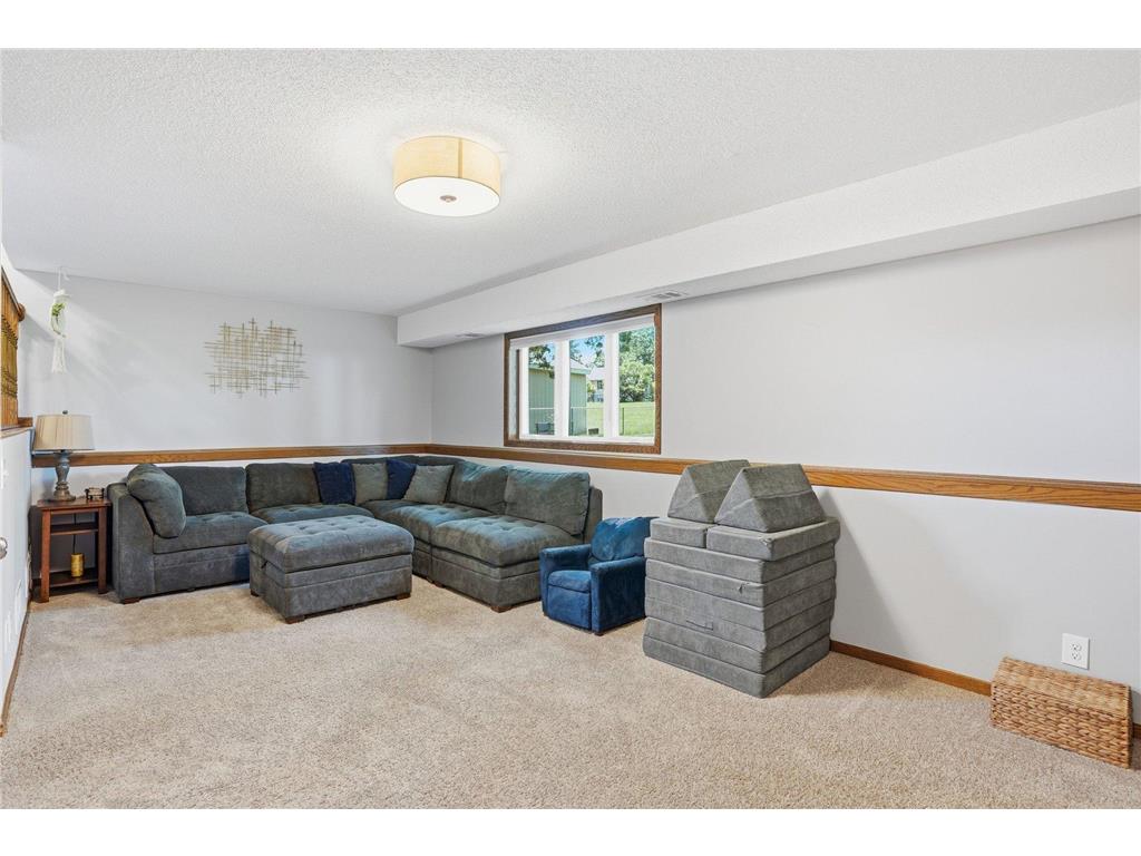 876 Curry Trail Eagan MN 55123 7085005 image15