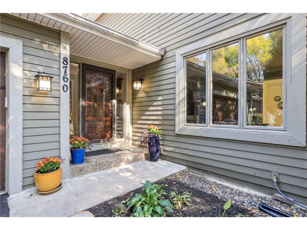 8760 Bentwood Drive Eden Prairie MN 55344 6615925 image1