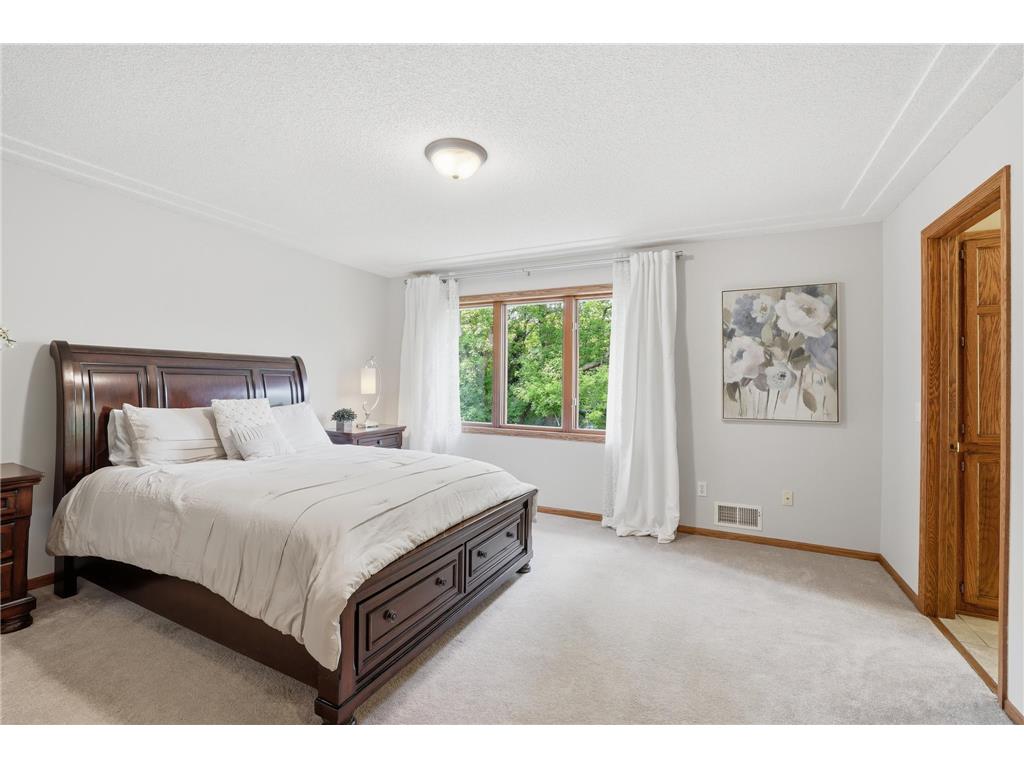 8761 Inverness Road Woodbury MN 55125 7082828 image24