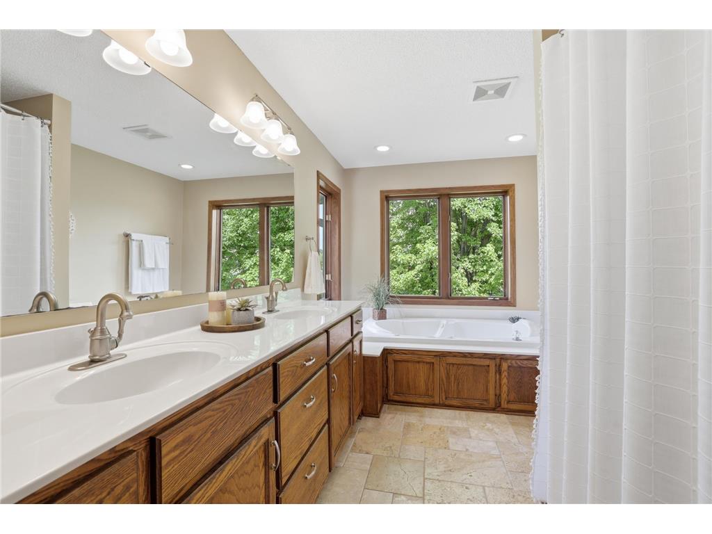 8761 Inverness Road Woodbury MN 55125 7082828 image26