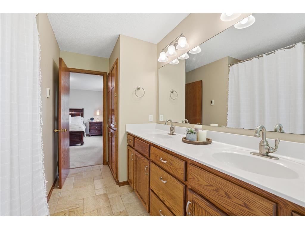 8761 Inverness Road Woodbury MN 55125 7082828 image28