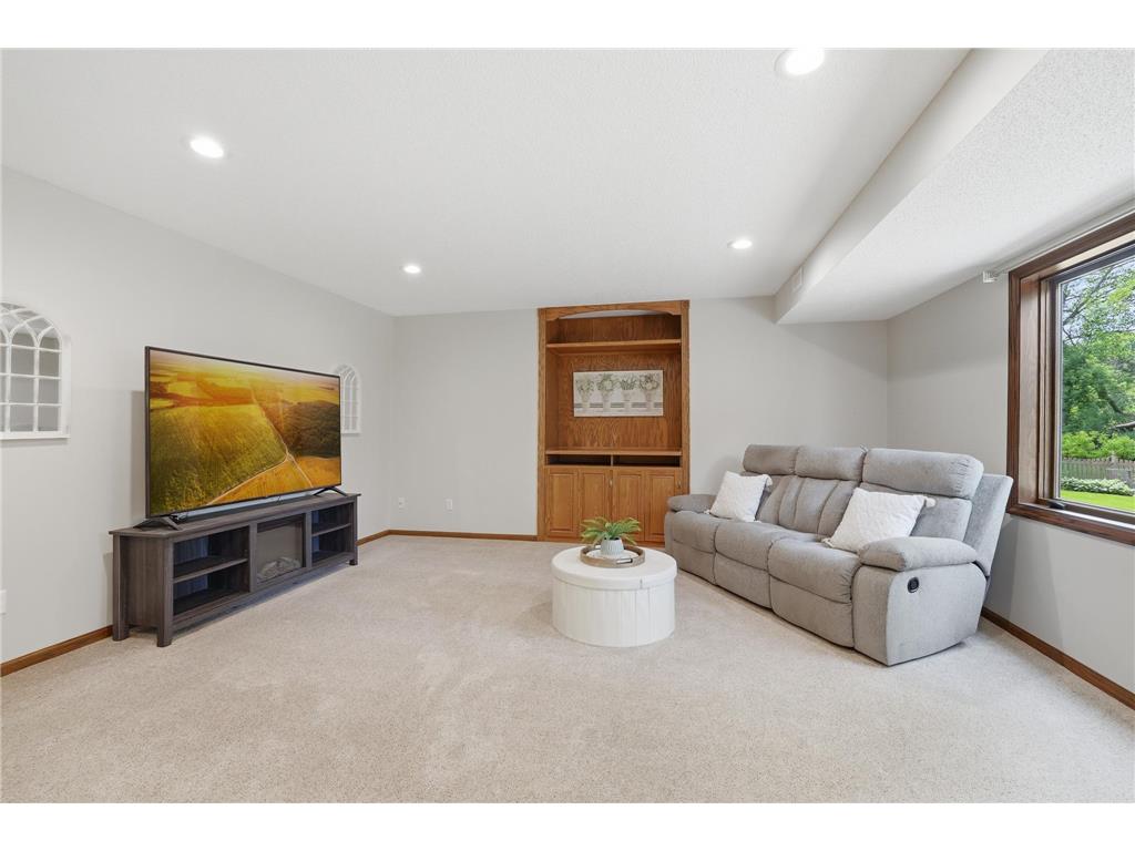 8761 Inverness Road Woodbury MN 55125 7082828 image30