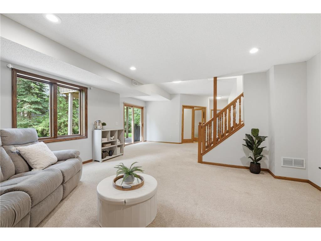 8761 Inverness Road Woodbury MN 55125 7082828 image31
