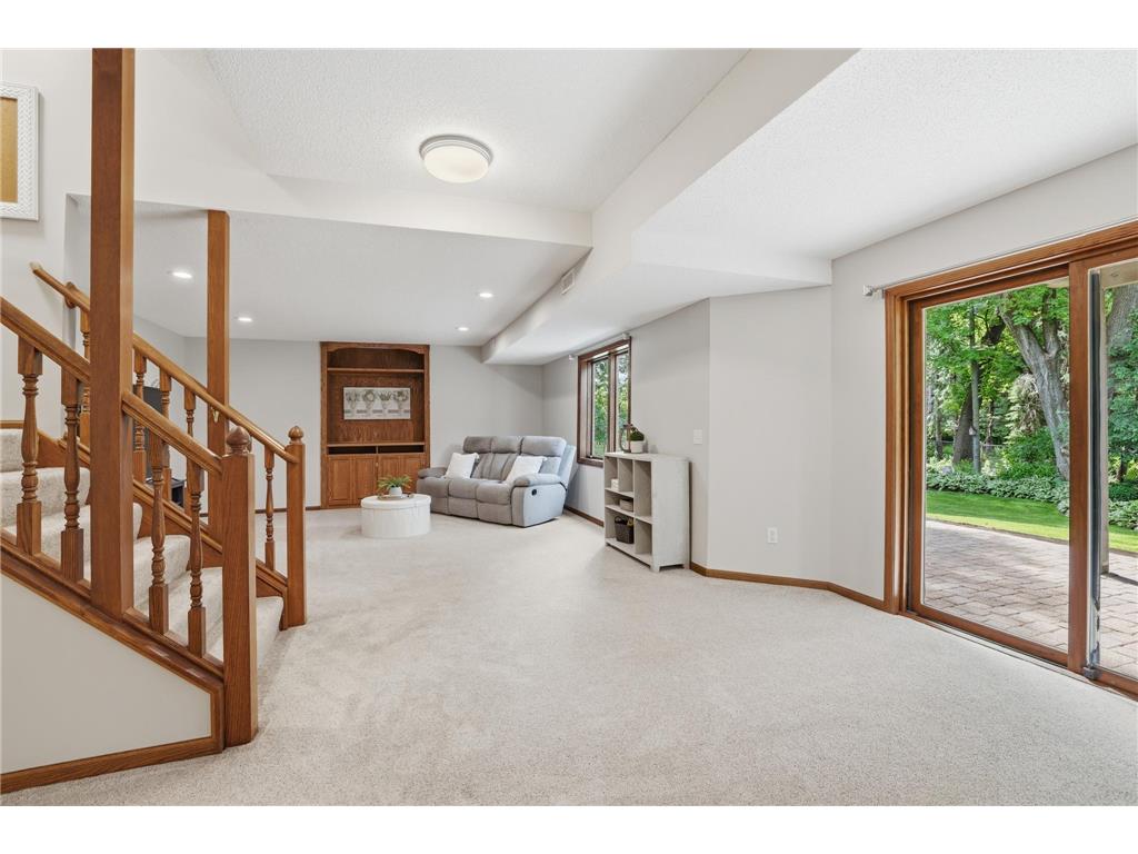 8761 Inverness Road Woodbury MN 55125 7082828 image33