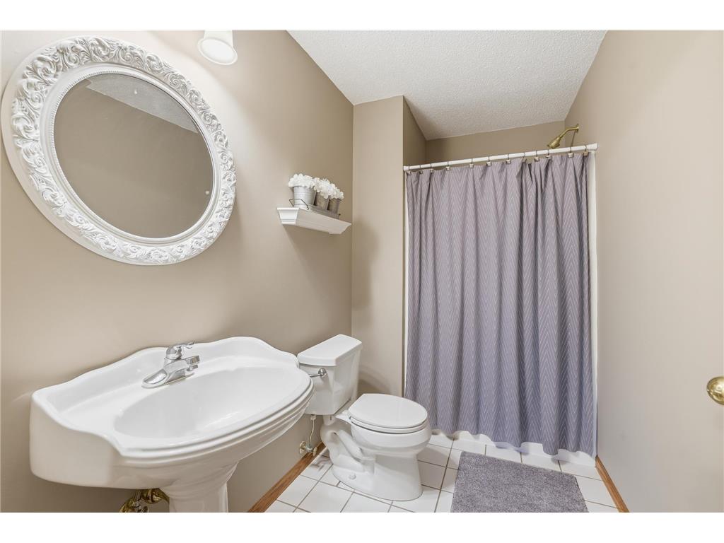 8761 Inverness Road Woodbury MN 55125 7082828 image36