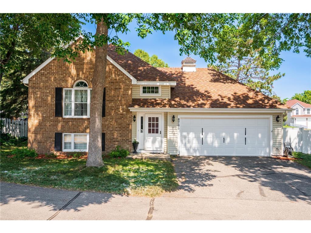 8766 Hawthorne Drive, Eden Prairie, MN, 55347 MLS 6238834 Edina Realty