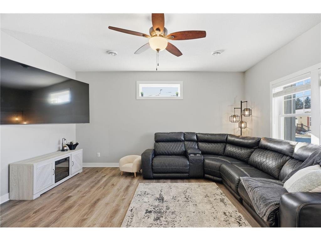 877 18th Street Zumbrota MN 55992 7012828 image4