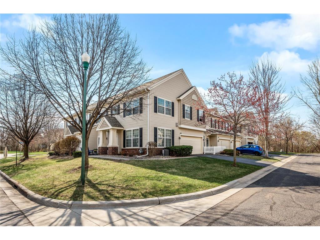 877 Braunworth Court Chaska MN 55318 6693756 image1