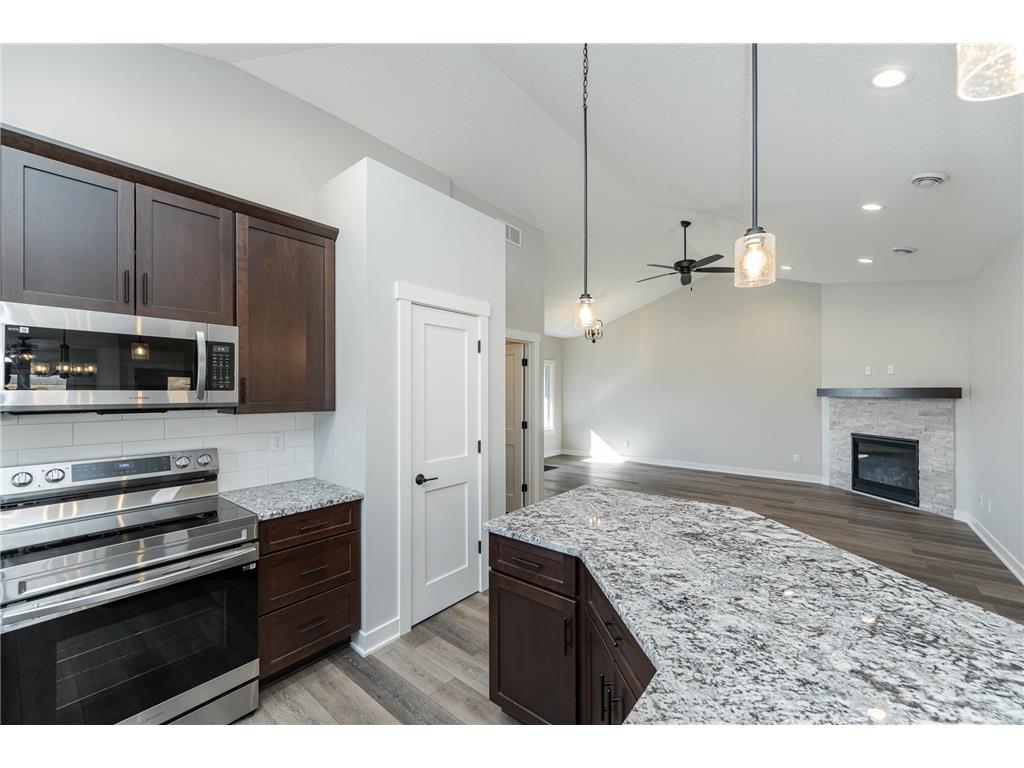 877 Picadilly Lane NW Rochester MN 55901 6649977 image15