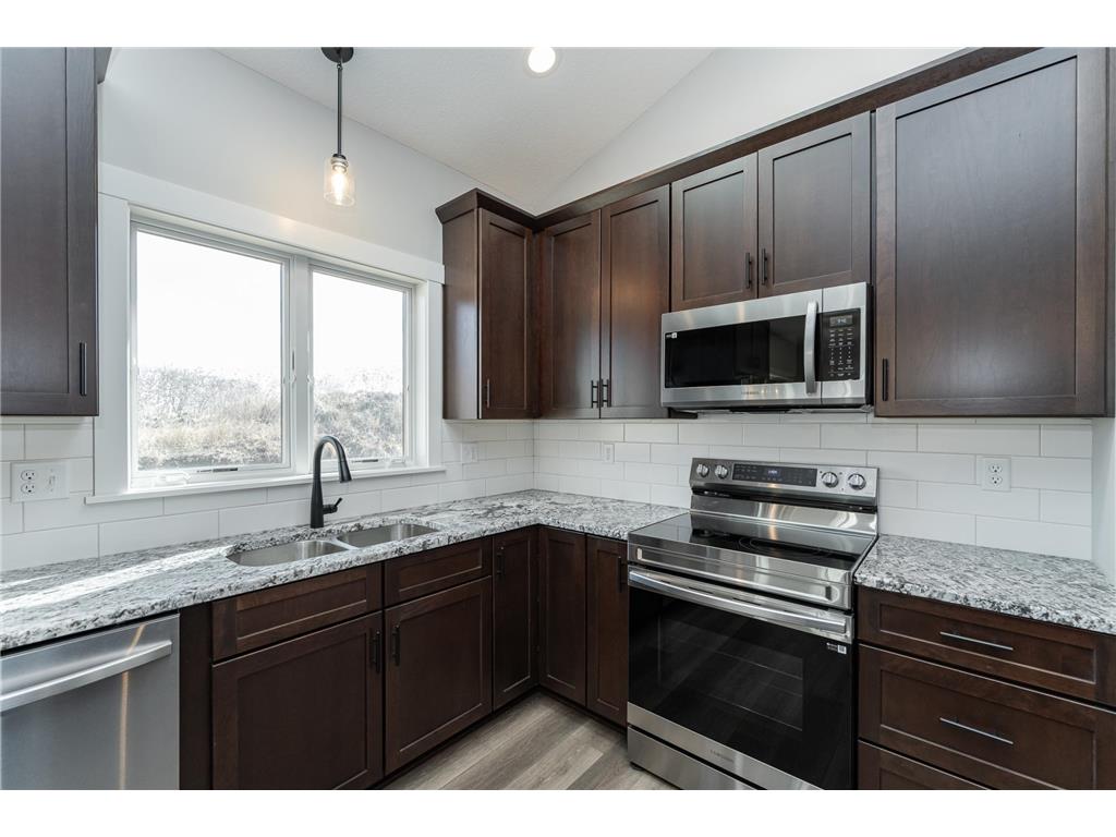 877 Picadilly Lane NW Rochester MN 55901 6649977 image16