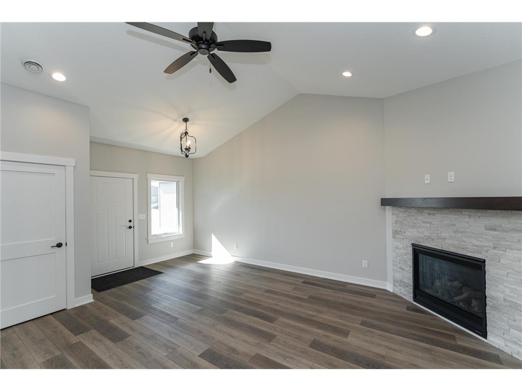 877 Picadilly Lane NW Rochester MN 55901 6649977 image8