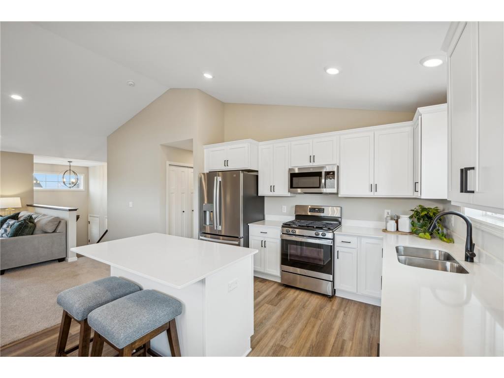 877 Yellowcrest Street SW Delano MN 55328 7023299 image9