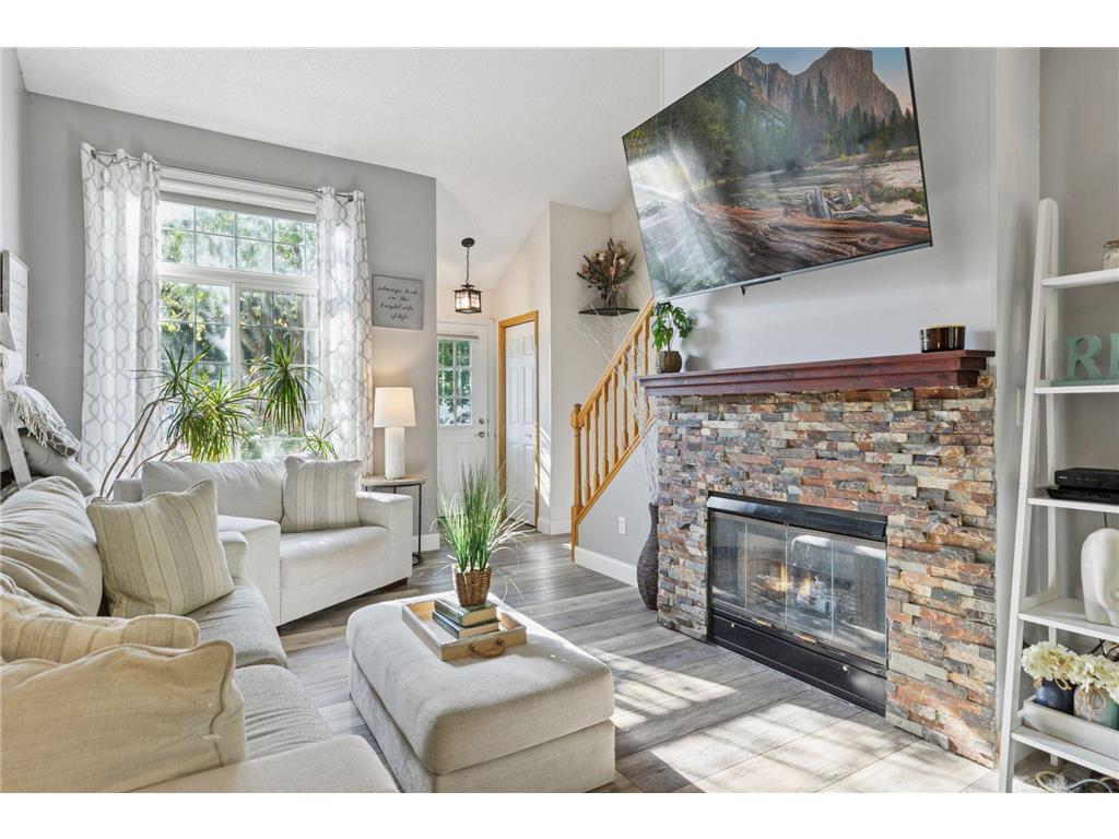 8770 Benson Way Inver Grove Heights MN 55076 6799600 image1