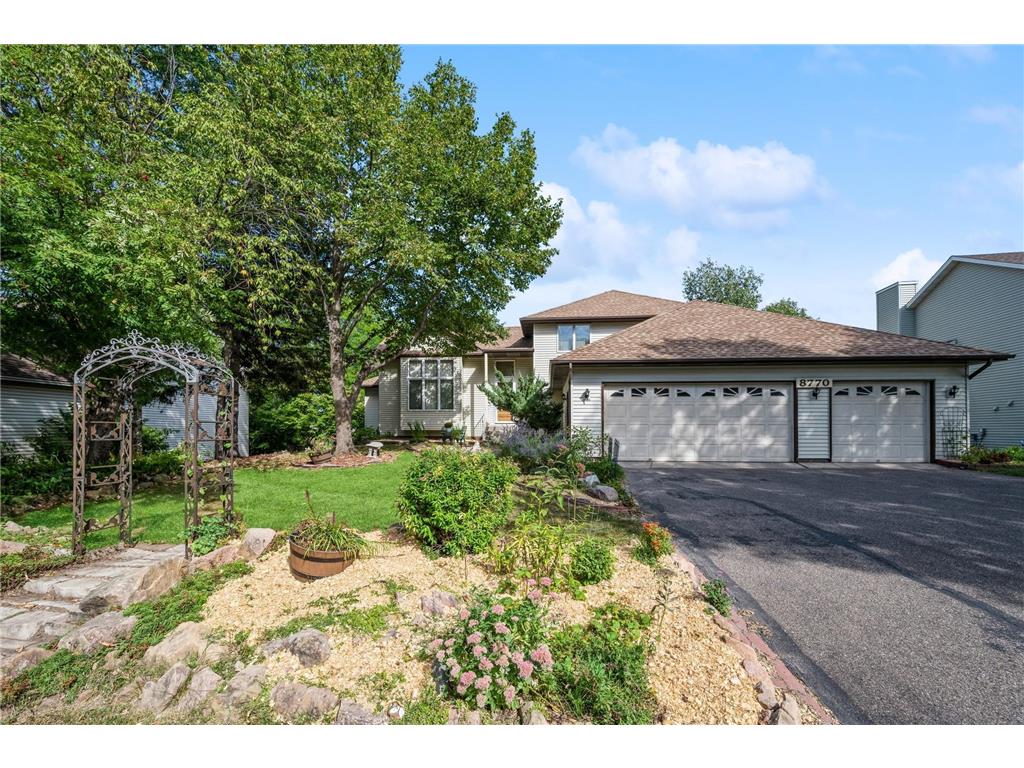 8770 Norwood Lane N Maple Grove MN 55369 6615854 image1