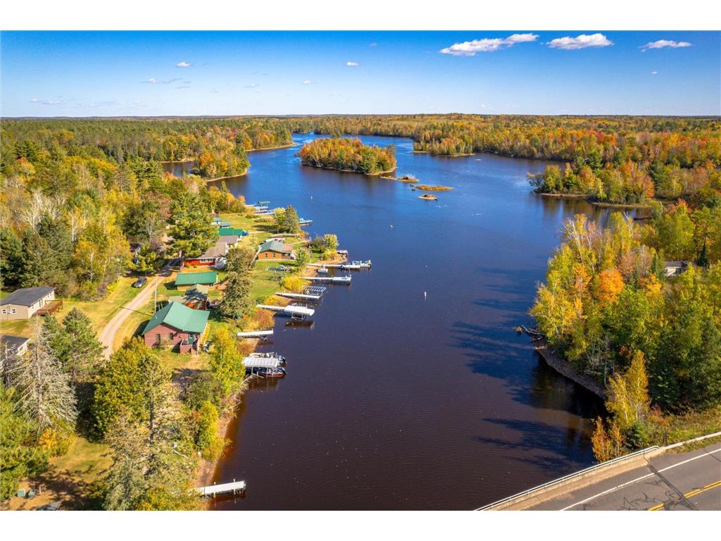 8770 W County Road B Hunter Twp WI 54843 - Lake Chippewa 6617796 image1